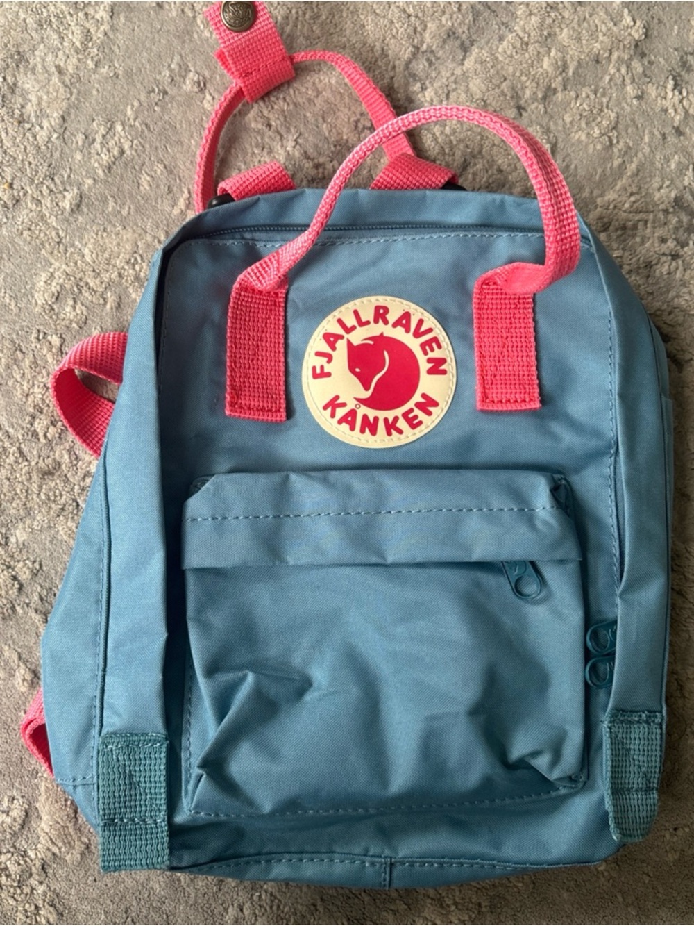 Fjällräven Kånken Mini Backpack in Light Blue with Red Logo